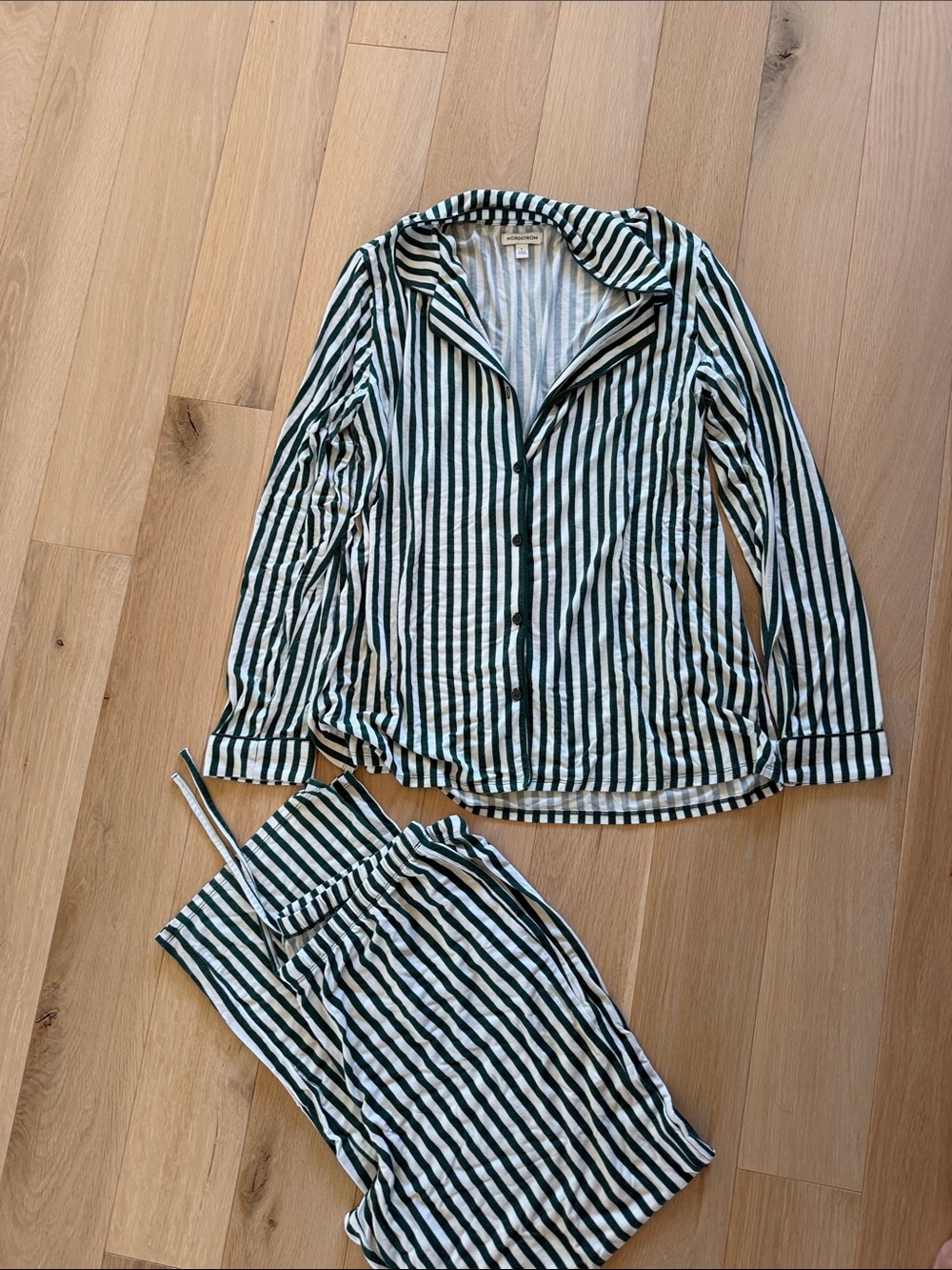 Nordstrom Green and White Striped Pajama Set - L